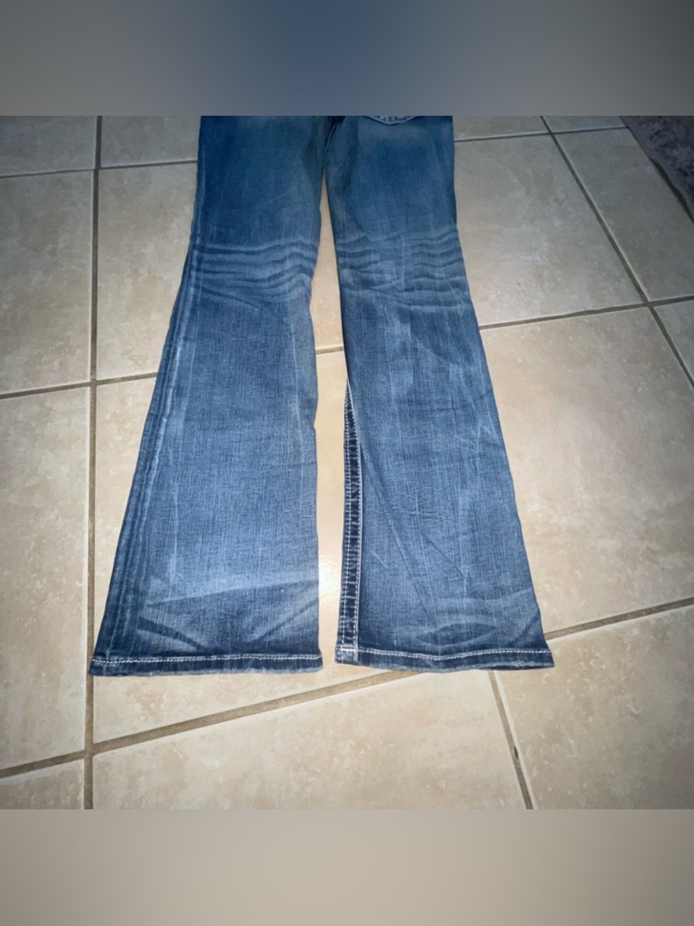 Miss Me Relaxed Boot Jeans Womens 31x 34 Blue Medium Wash Embellished - Picture 11 of 13